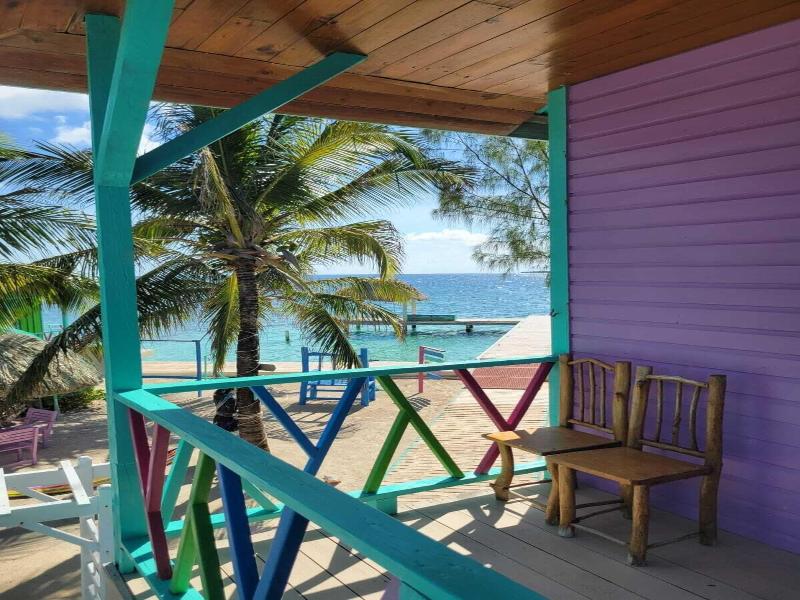 King Lewey's Island Resort image