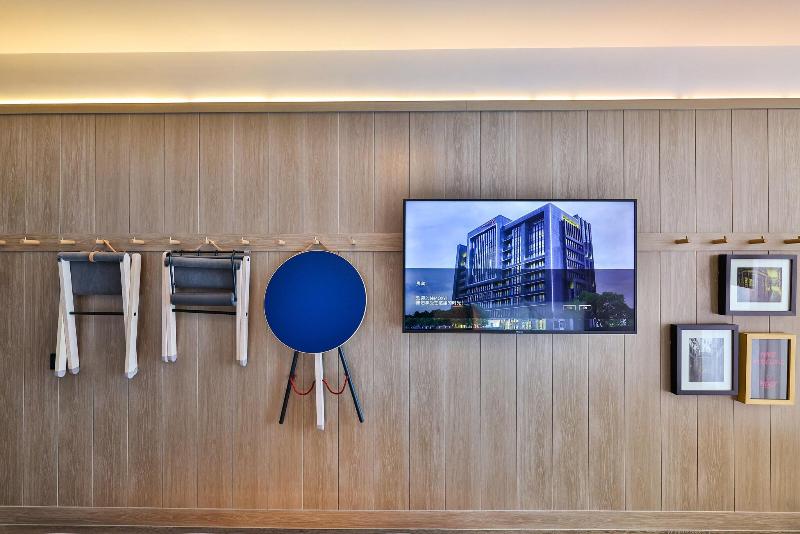 Moxy Shanghai Hongqiao CBD image