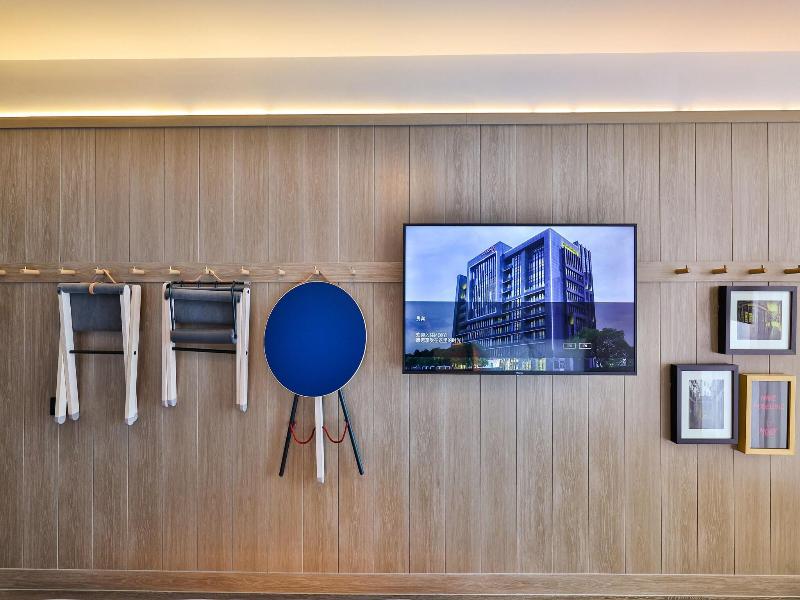 Moxy Shanghai Hongqiao CBD image