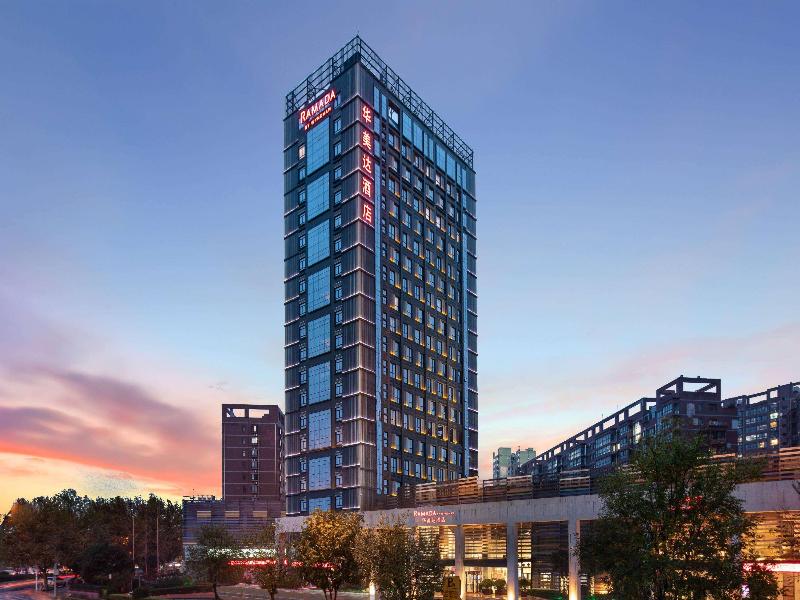 Ramada by Wyndham Xi'an Long march