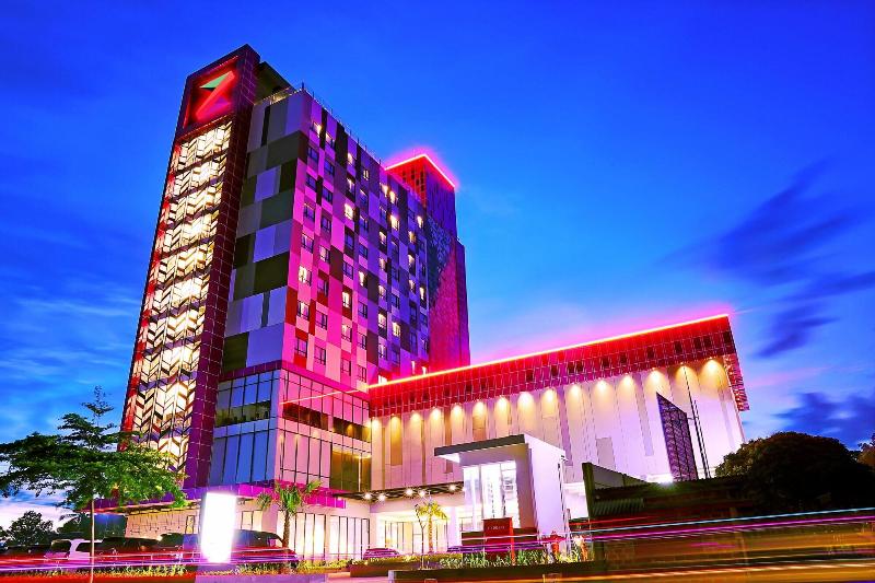 The Zuri Baturaja — exterior view