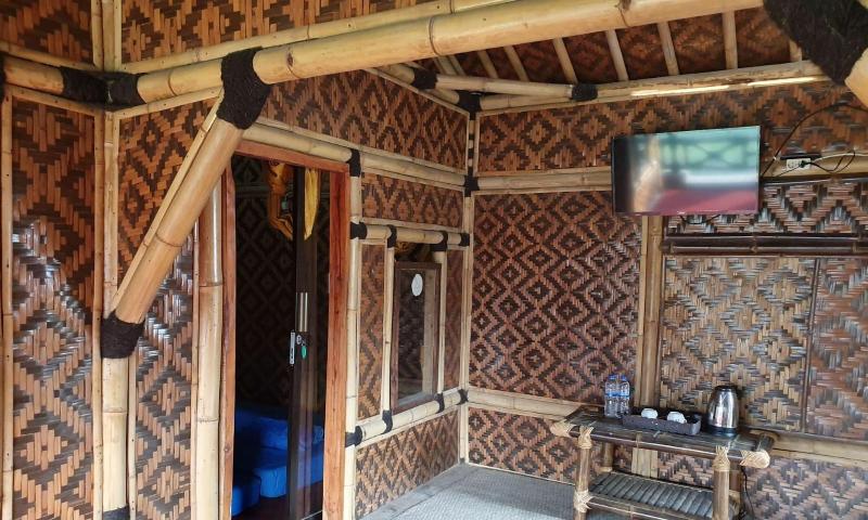 Kampung Istal image