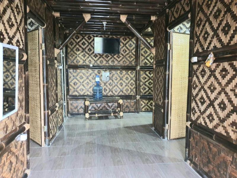 Kampung Istal image