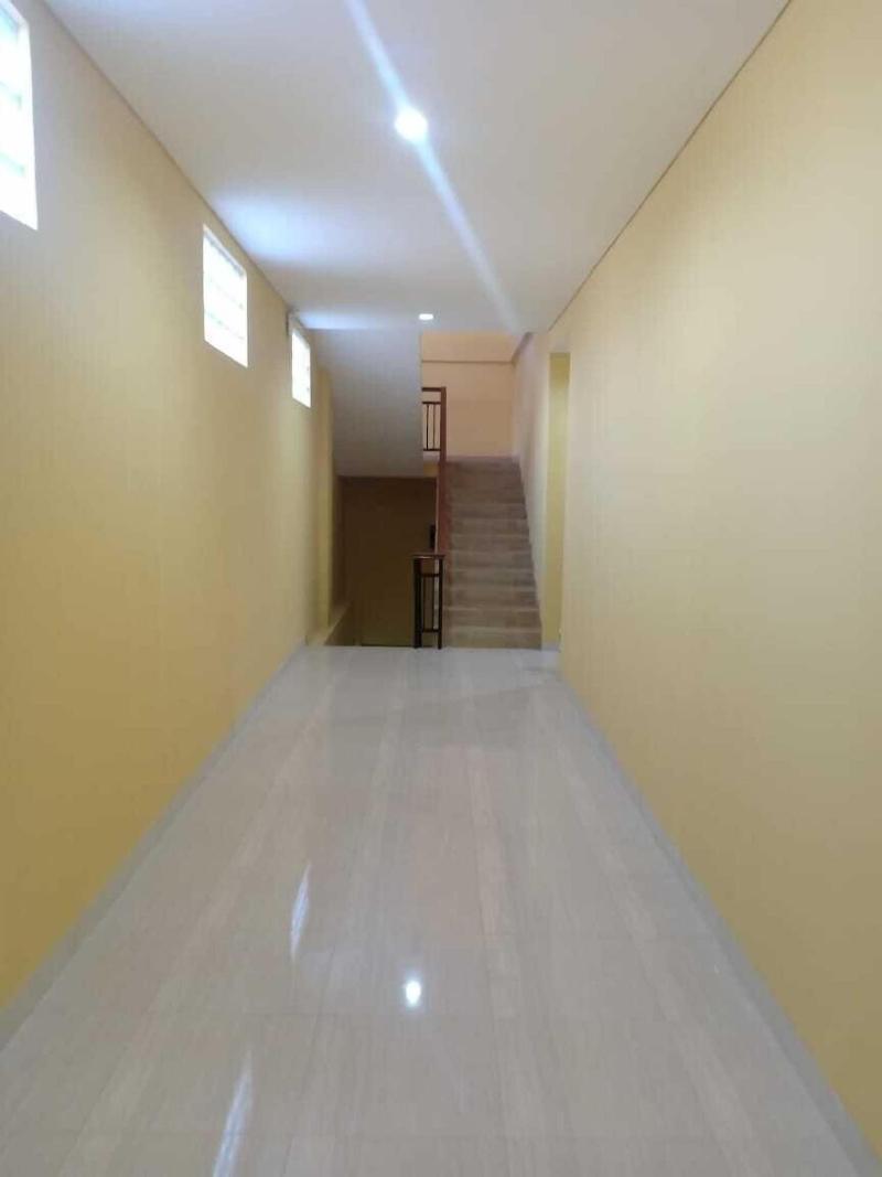 Merlin Hotel image