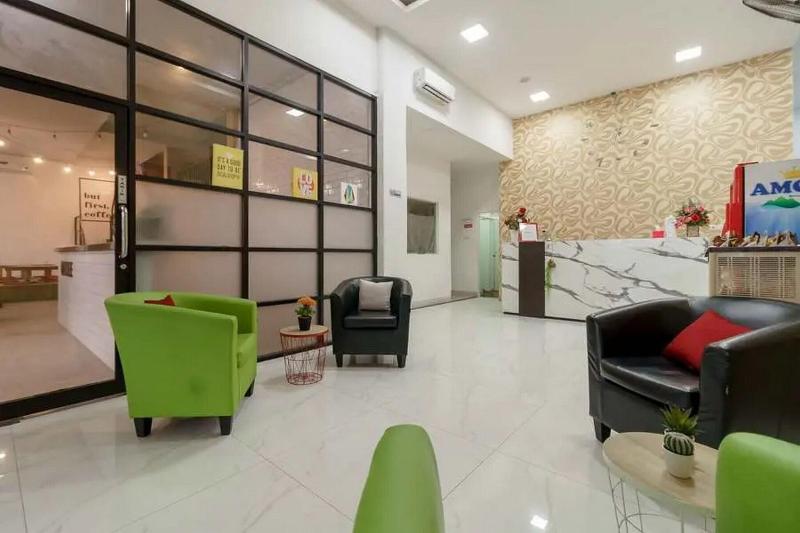 Formerly RedDoorz Plus @ Cemara Asri Medan image