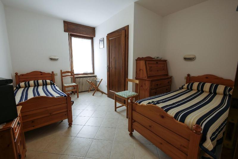 Albergo De March image
