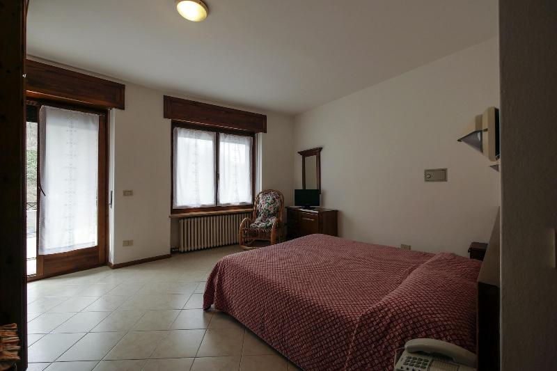 Albergo De March image