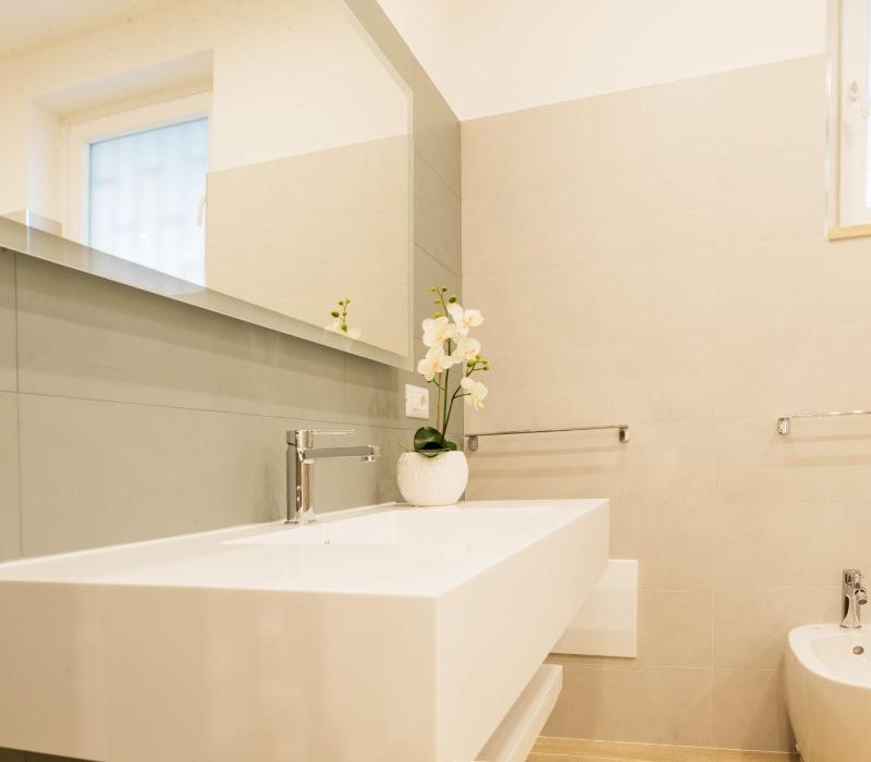 Golden Residence image