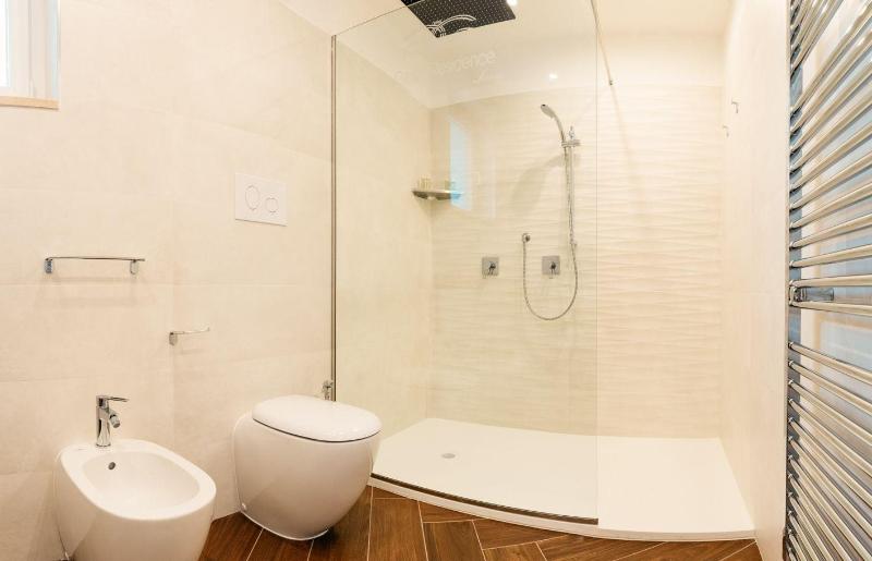 Golden Residence image