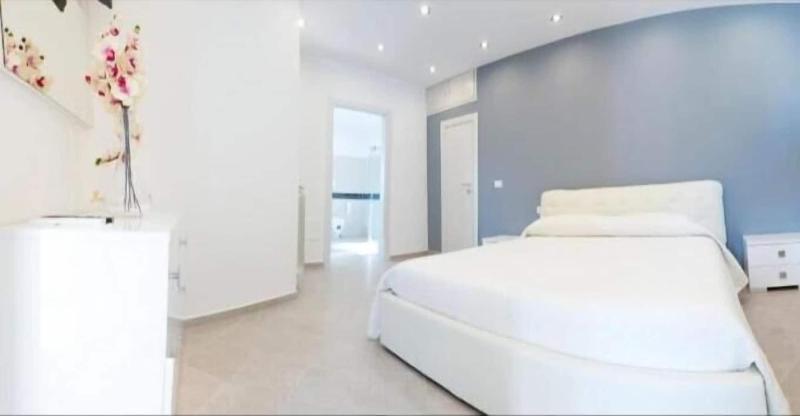 Golden Residence image