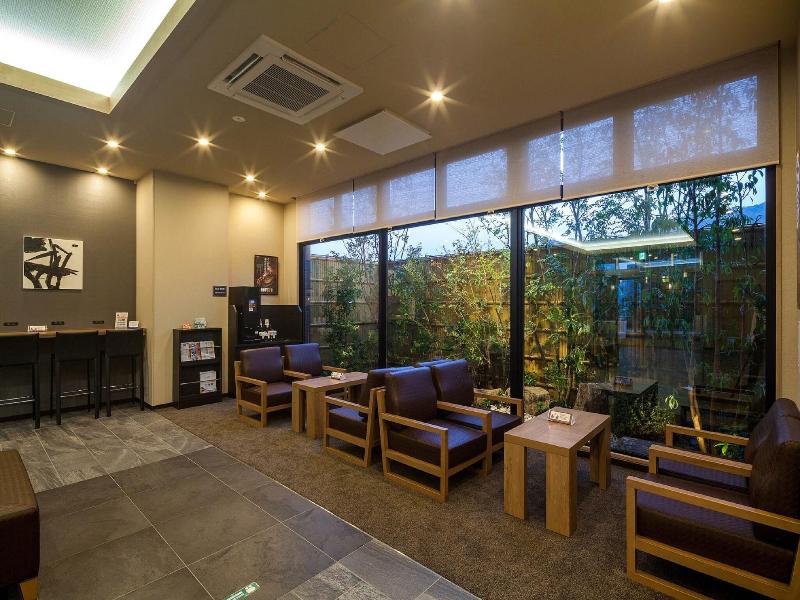 Hotel Route Inn Tsuyama Ekimae image