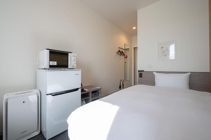 Hotel R9 The Yard Narita Airport West image