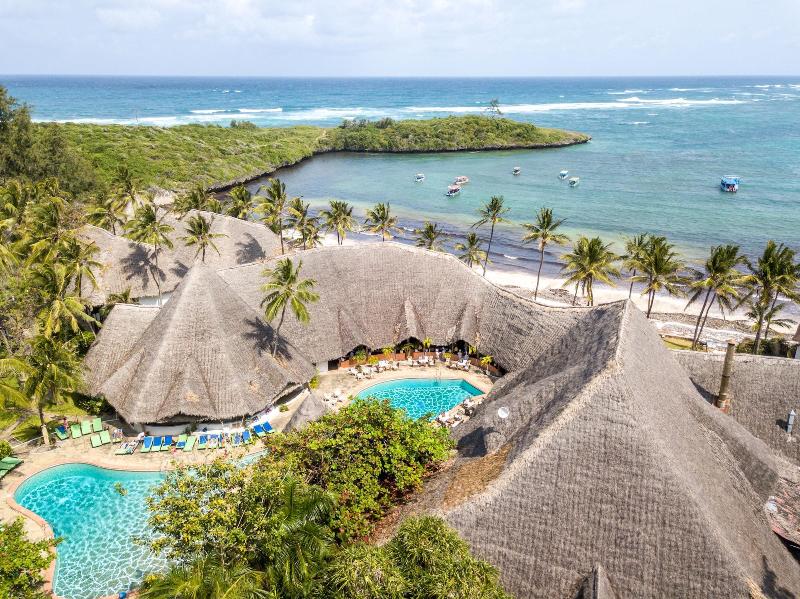 Blue Bay Village image