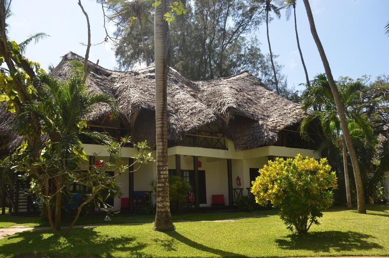 Blue Bay Village image