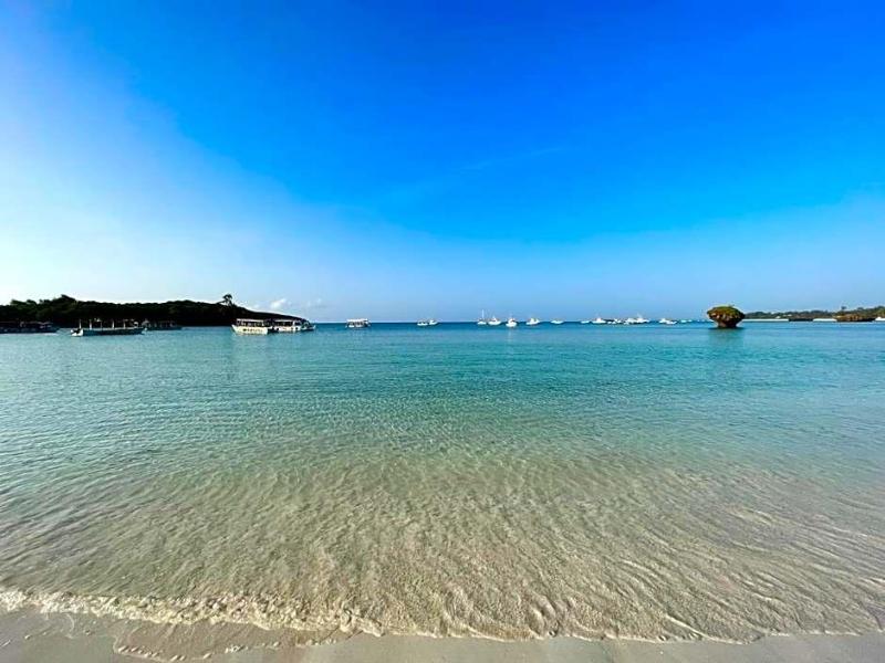 Blue Bay Village image