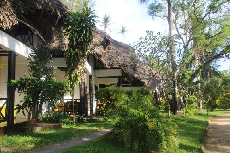 Blue Bay Village image