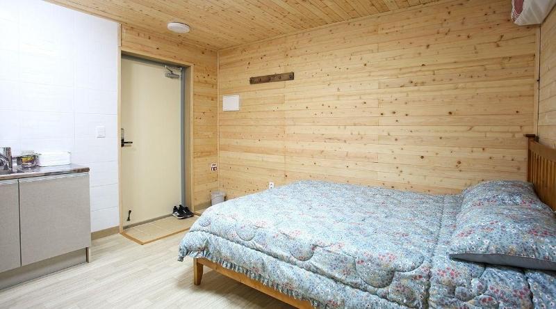 Odae Mountain Healing Town - Golden Light image
