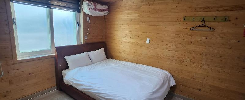 Odae Mountain Healing Town - Golden Light image