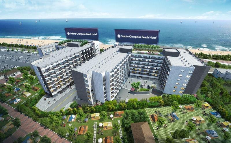 Sokcho Chonpines Beach Hotel image
