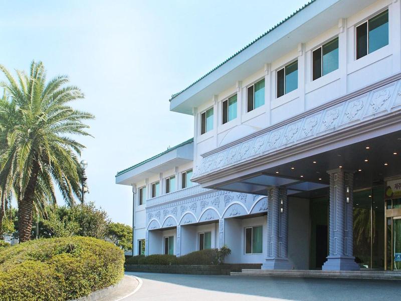 Bloom Hotel