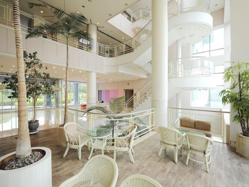 Bloom Hotel