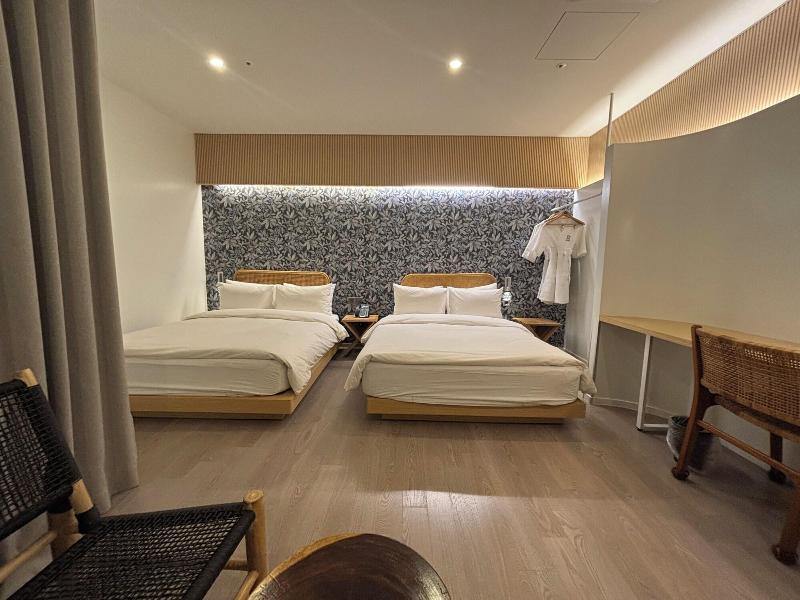 Brown Dot Hotel Signature image
