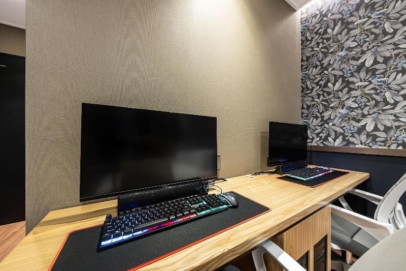 Brown Dot Hotel Suwon image