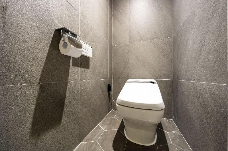 Brown Dot Hotel Suwon image