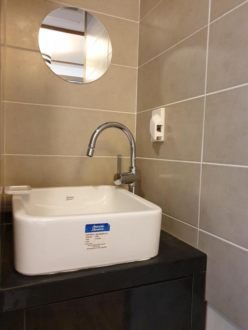 Okpo Business Hotel image
