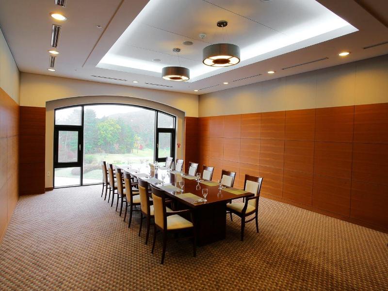 Alps Daeyoung Golf Village image