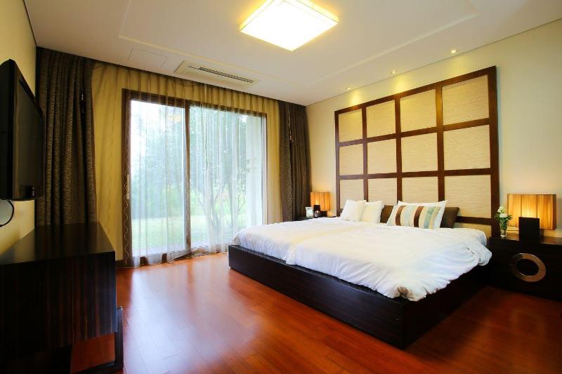 Alps Daeyoung Golf Village image