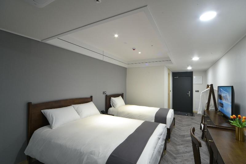 Haeundae Central Hotel image