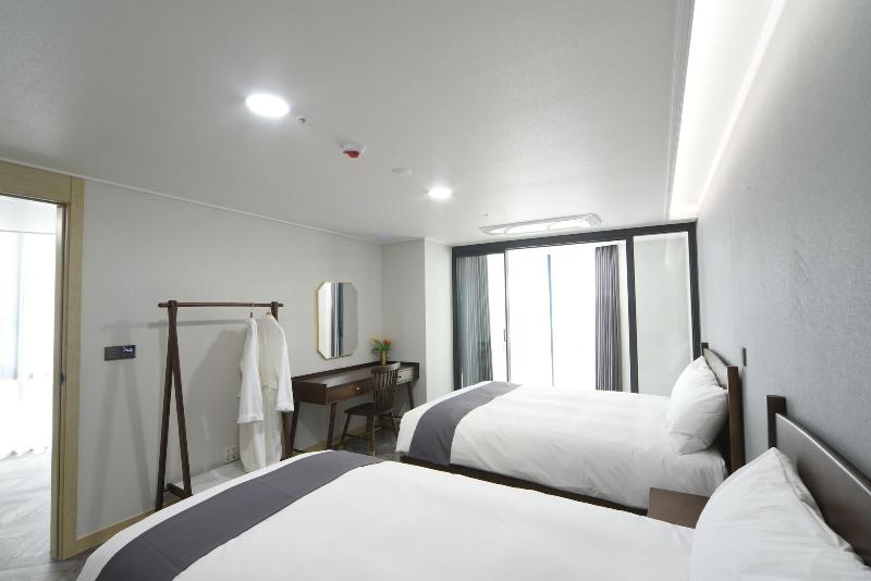 Haeundae Central Hotel image