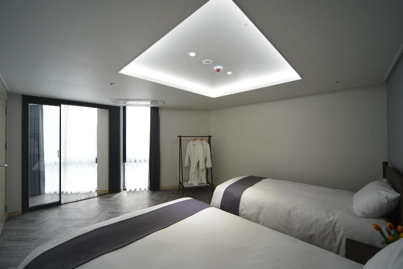 Haeundae Central Hotel image