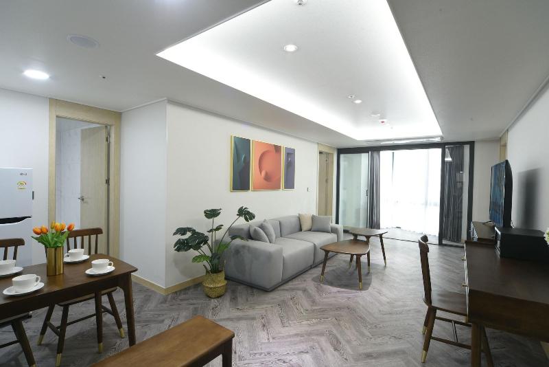 Haeundae Central Hotel image