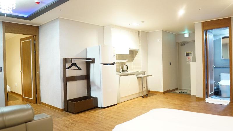 Busan Orum Residence Hotel image