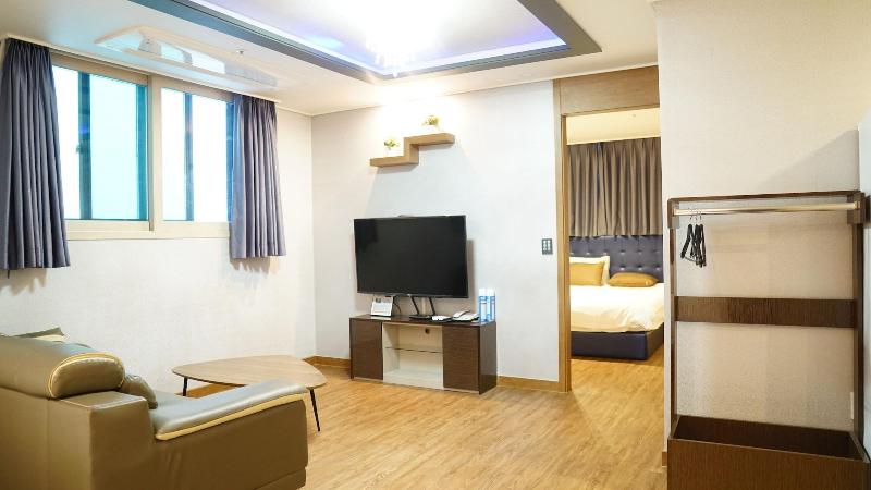 Busan Orum Residence Hotel image