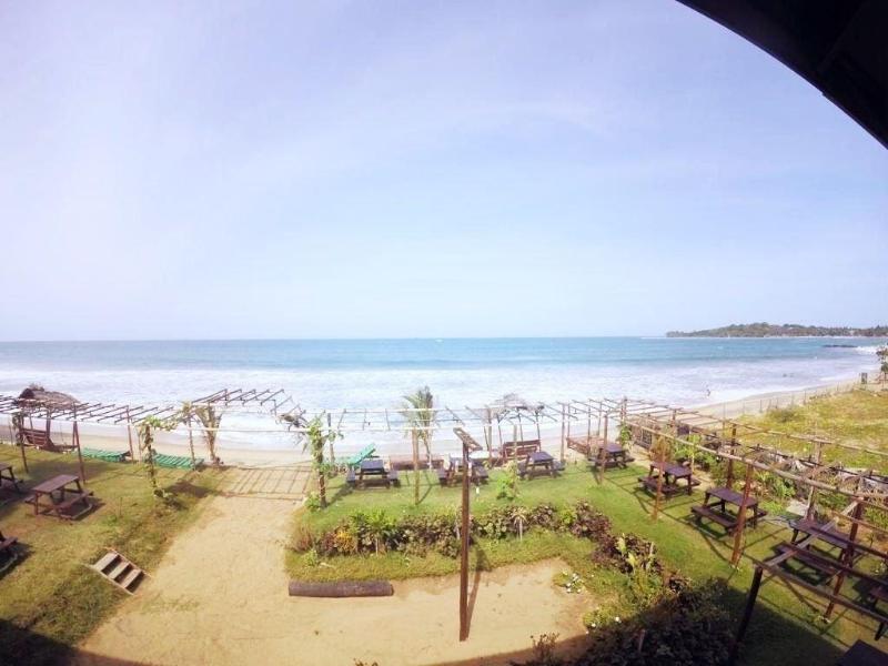 Guitar Bay Arugambay image