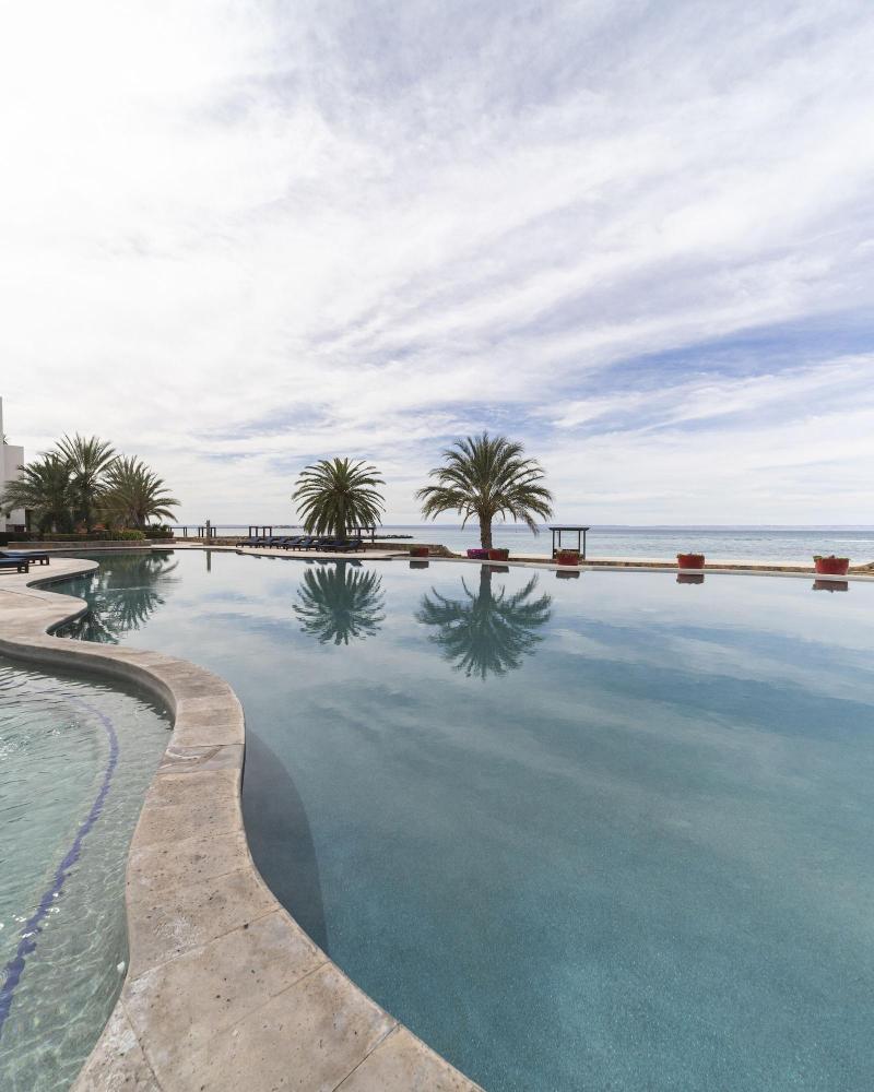 Playa de La Paz Condominiums
