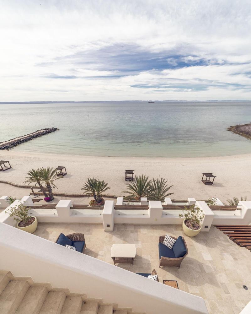 Playa de La Paz Condominiums