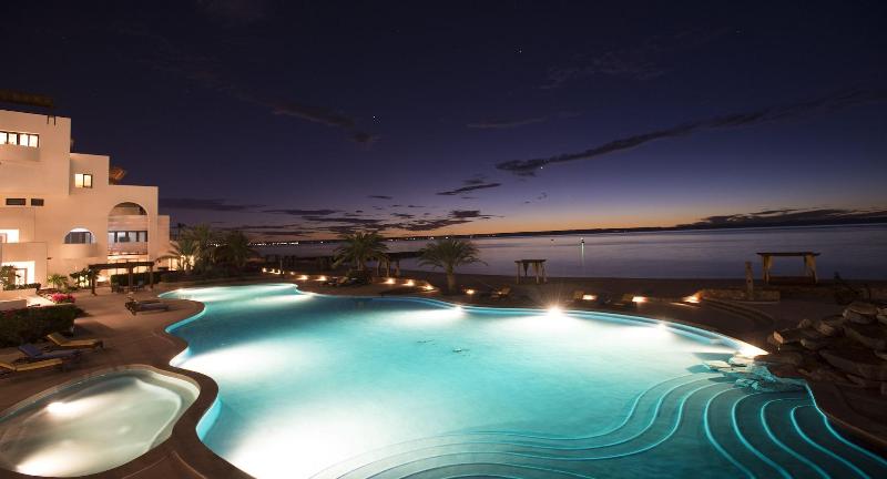 Playa de La Paz Condominiums