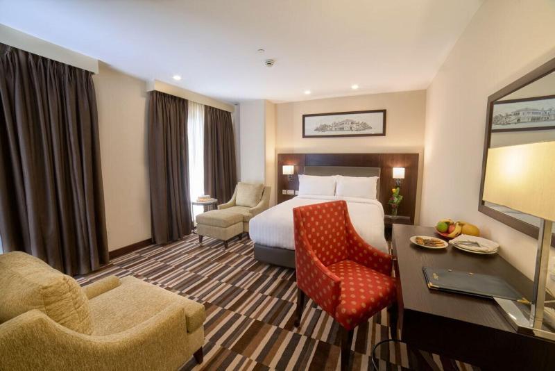 Avari Xpress Gulberg image