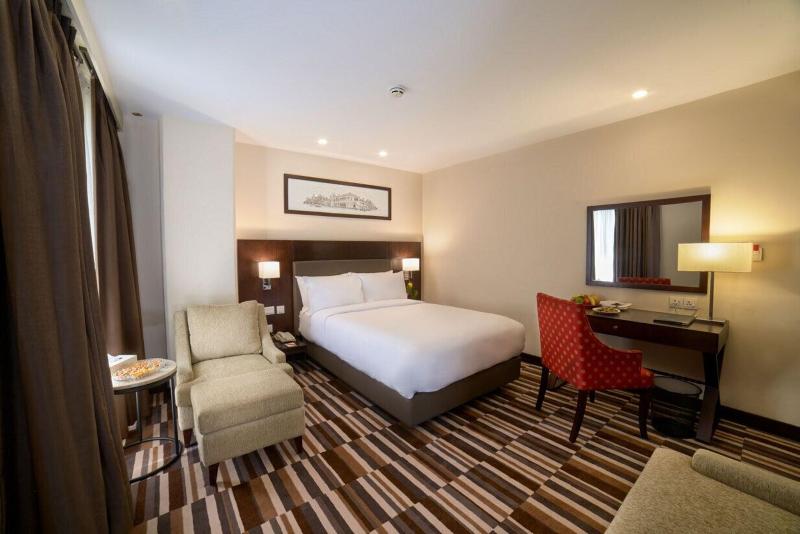 Avari Xpress Gulberg image