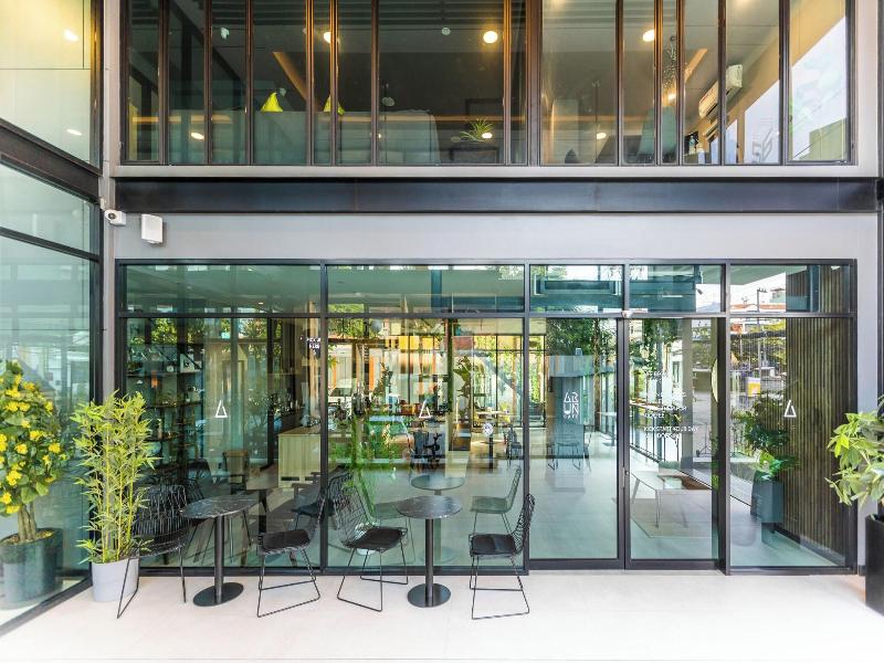 56 Hotel Sukhumvit image
