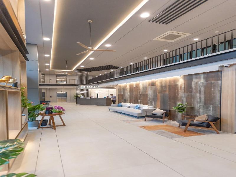 56 Hotel Sukhumvit image