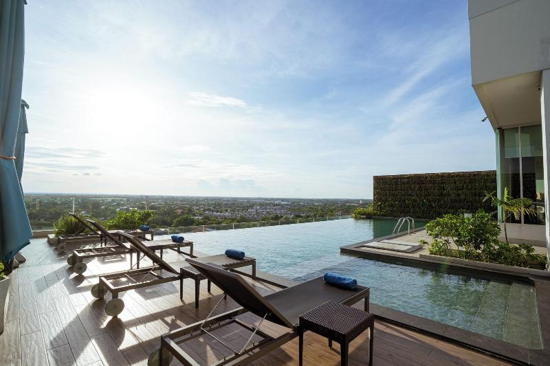 Centre Point Hotel Terminal21 Korat image