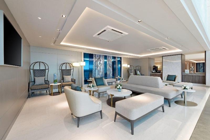 Centre Point Hotel Terminal21 Korat image