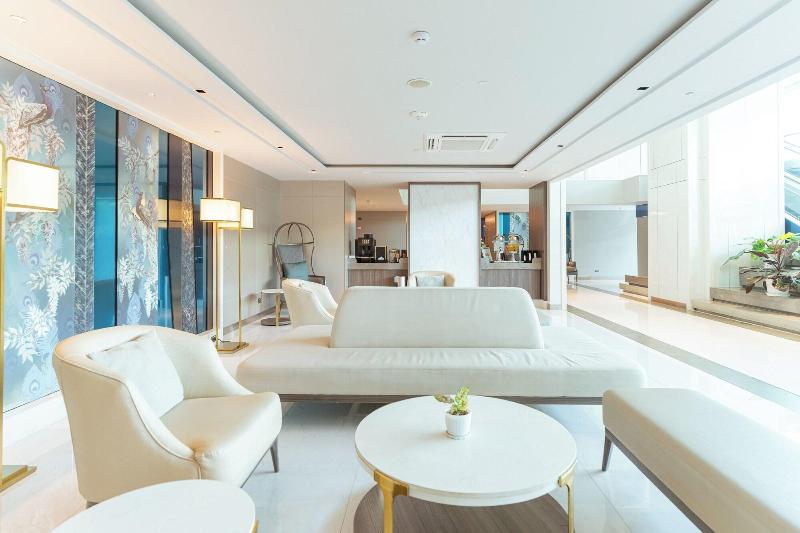 Centre Point Hotel Terminal21 Korat image