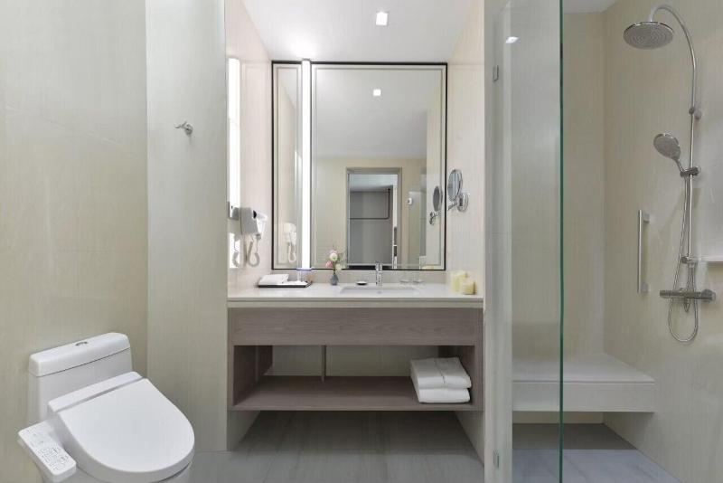 Centre Point Hotel Terminal21 Korat image