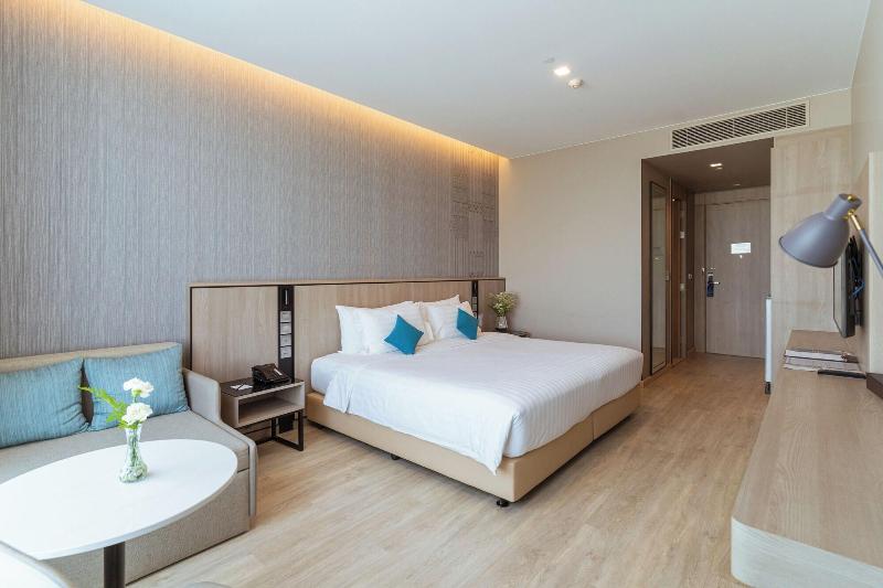 Centre Point Hotel Terminal21 Korat image